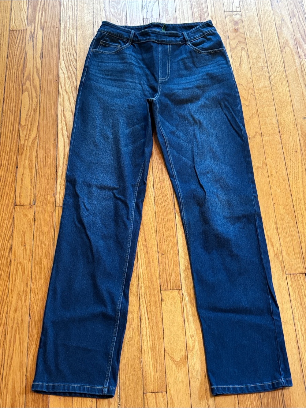 Halara women’s pull on straight jeans size medium